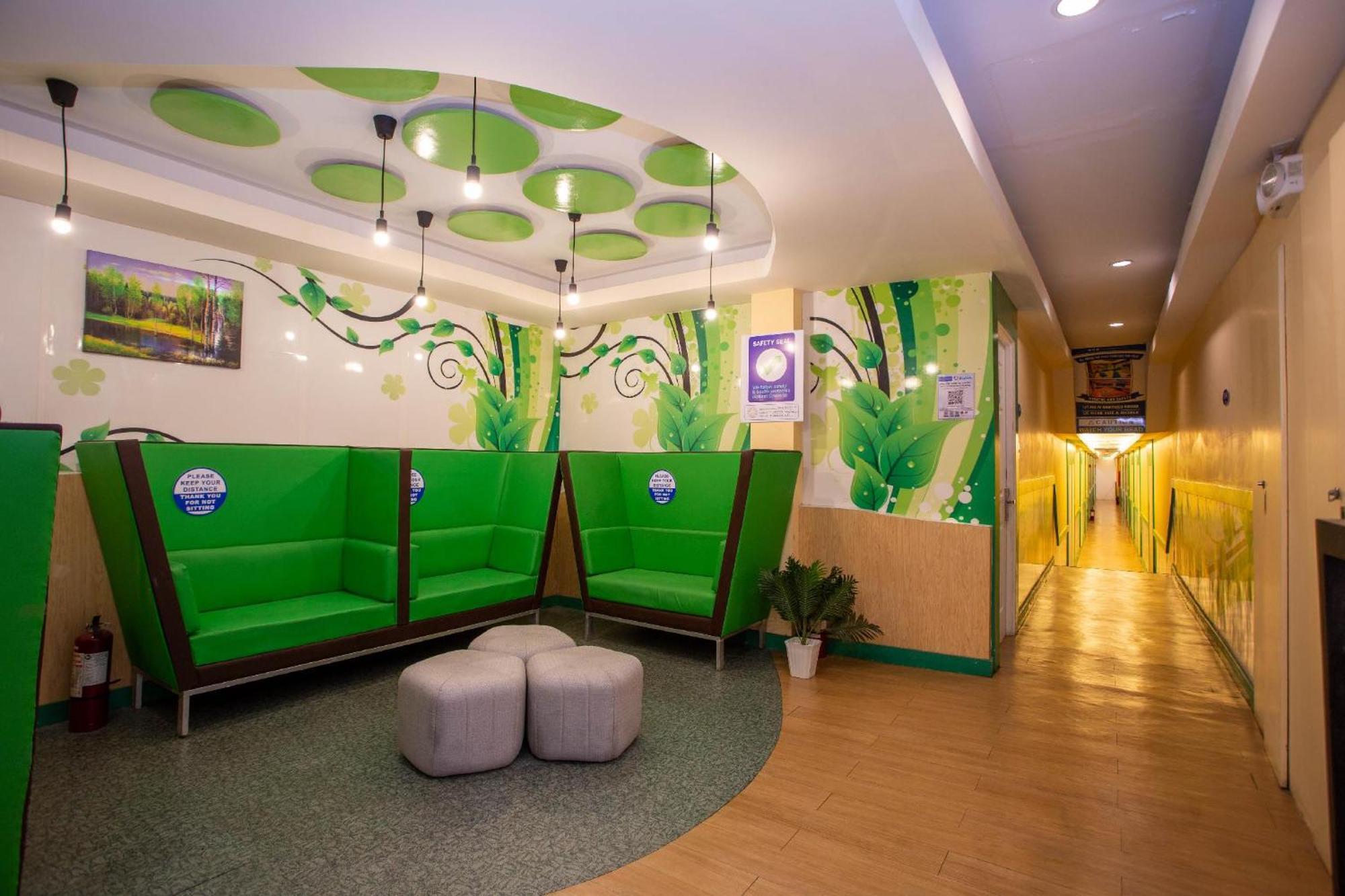 Hotel Dreamworld Las Piñas Buitenkant foto
