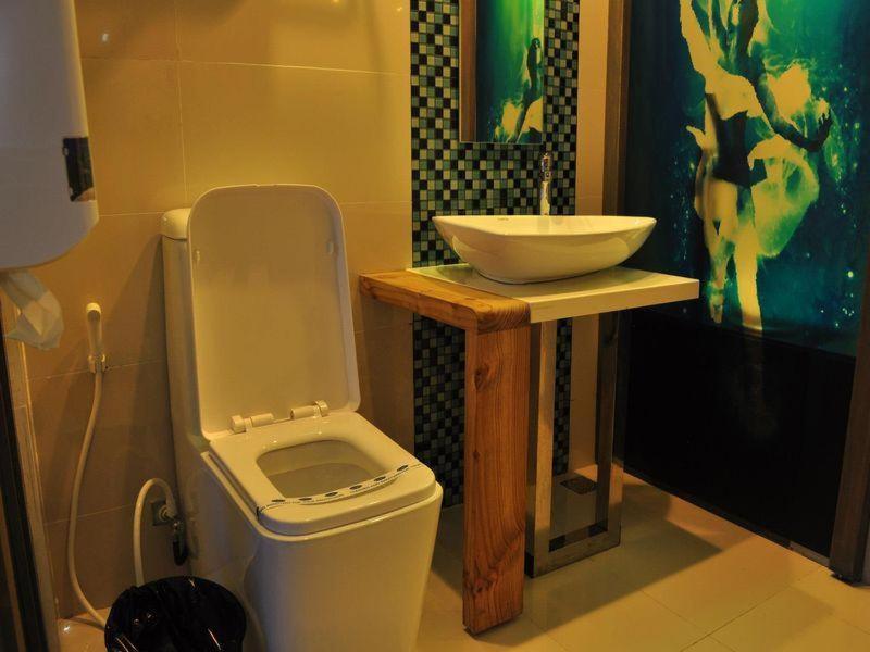 Hotel Dreamworld Las Piñas Buitenkant foto